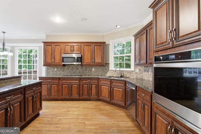 11715 Dunhill Place Drive, Johns Creek, GA 30005