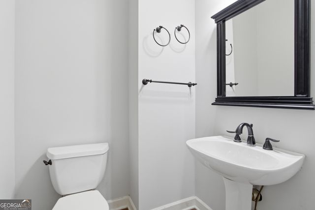 11715 Dunhill Place Drive, Johns Creek, GA 30005