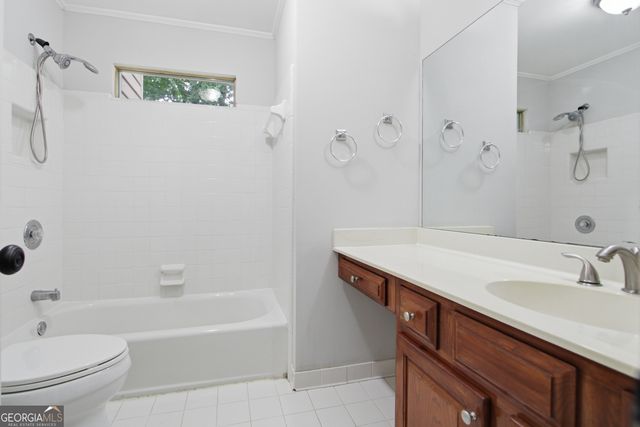 11715 Dunhill Place Drive, Johns Creek, GA 30005