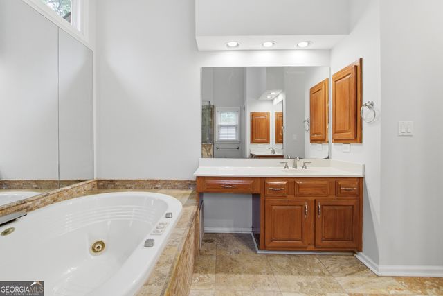 11715 Dunhill Place Drive, Johns Creek, GA 30005
