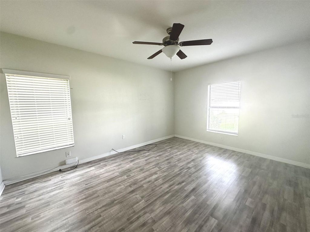 Image 4 of property listing at 20031 DATE PALM WAY, Tampa, FL 33647