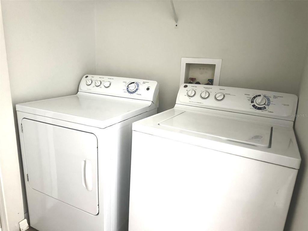 Image 6 of property listing at 20031 DATE PALM WAY, Tampa, FL 33647