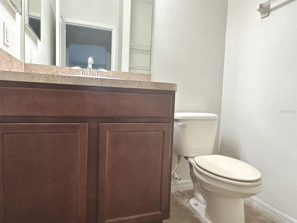 Image 7 of property listing at 20031 DATE PALM WAY, Tampa, FL 33647