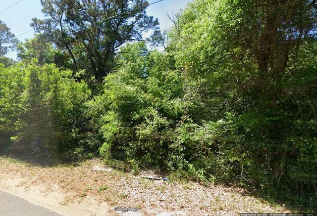 615 Parkersville Rd., Pawleys Island, SC 29585