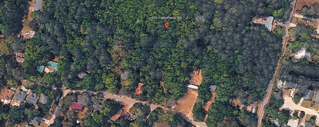 615 Parkersville Rd., Pawleys Island, SC 29585