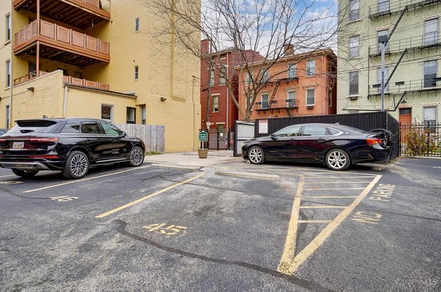 1207 Republic Street, Cincinnati, OH 45202