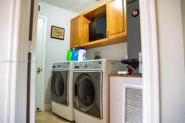 9420 SW 212th Terrace, Cutler Bay, FL 33189