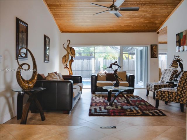 9420 SW 212th Terrace, Cutler Bay, FL 33189