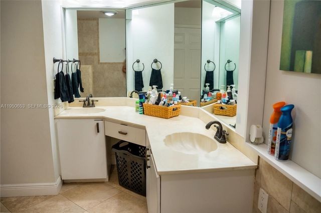 9420 SW 212th Terrace, Cutler Bay, FL 33189