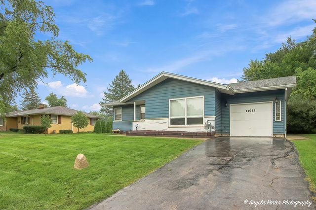 41073 N 3rd Street, Antioch, IL 60002