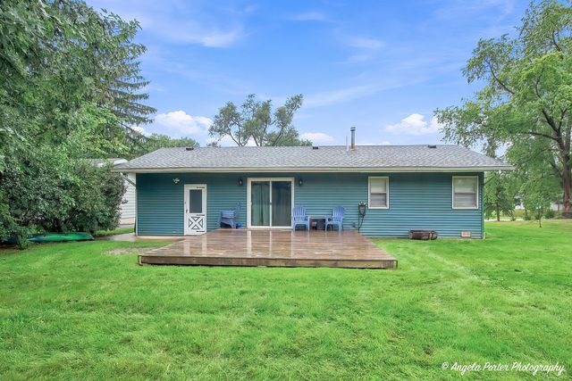 41073 N 3rd Street, Antioch, IL 60002