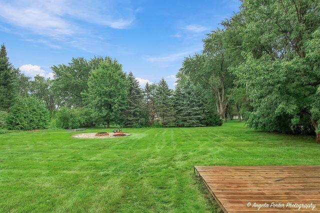 41073 N 3rd Street, Antioch, IL 60002