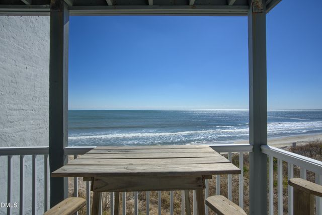 1896 New River Inlet Road 1209, North Topsail Beach, NC 28460
