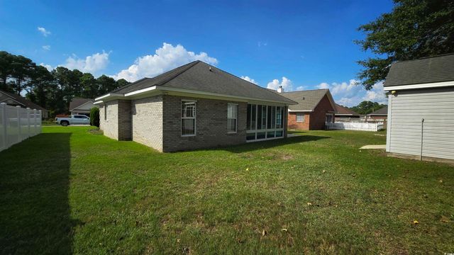 4091 Lakeshore Dr., Little River, SC 29566