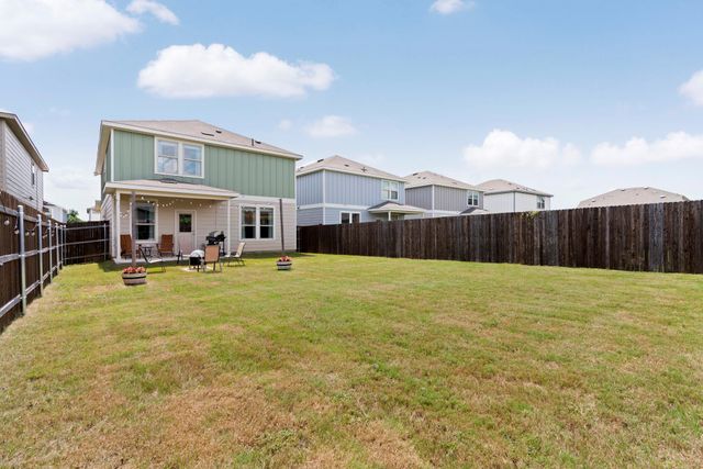 33 Snowy Plover LN, Leander, TX 78641