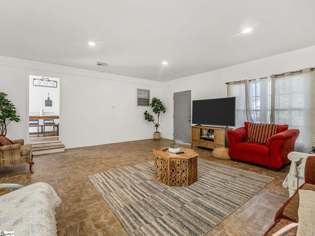 7236 Brock Street, Spartanburg, SC 29303