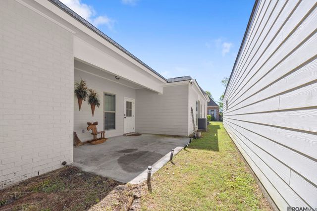 12836 Pirates Alley, Central, LA 70818