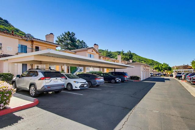 18585 Caminito Pasadero 427, San Diego, CA 92128