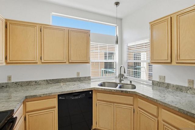 18585 Caminito Pasadero 427, San Diego, CA 92128