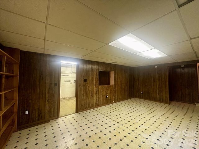 263 Spring Shore Road, Statesville, NC 28677