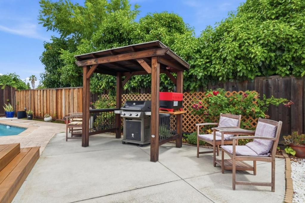 Image 31 of property listing at 4002 Agatha Way, San Jose, CA 95136