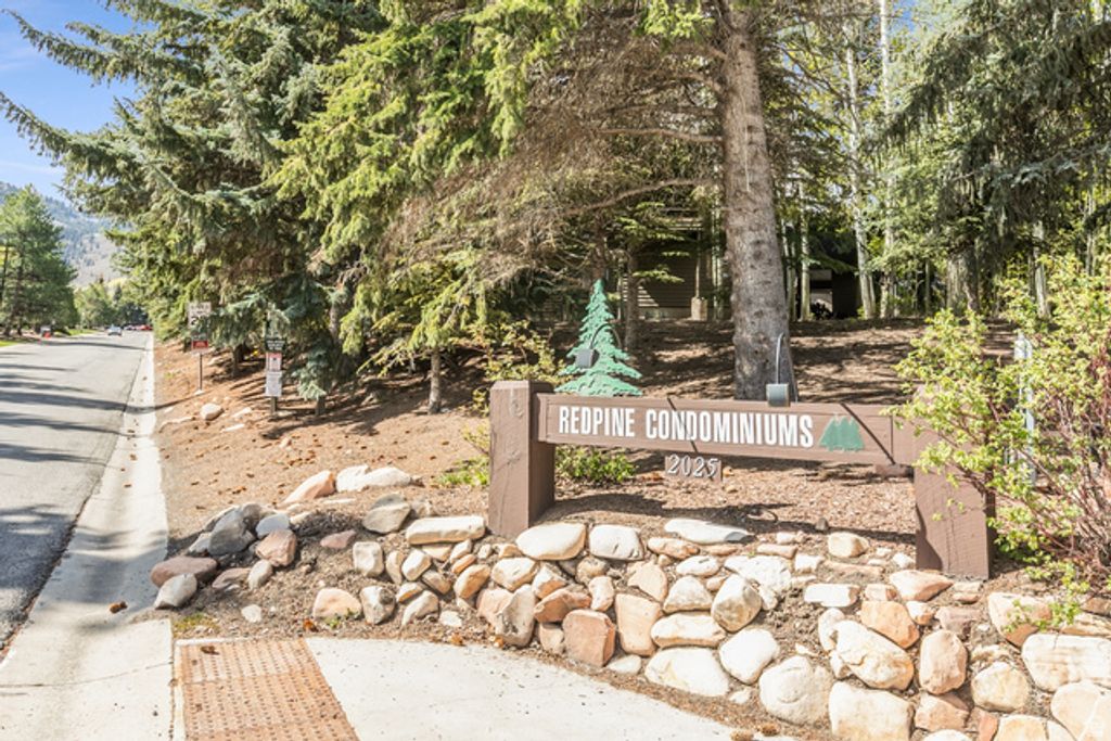 Image 25 of property listing at 2025 CANYONS RESORT DR #Q8, Park City, UT 84098