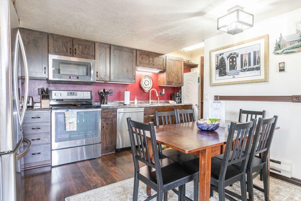 Image 4 of property listing at 2025 CANYONS RESORT DR #Q8, Park City, UT 84098