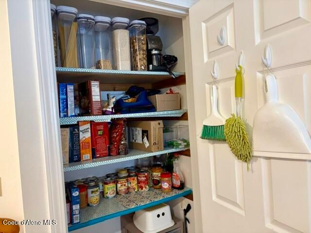 11 W Mission AVE, Kellogg, ID 83837