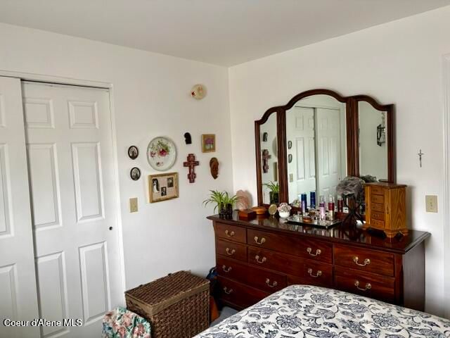 11 W Mission AVE, Kellogg, ID 83837