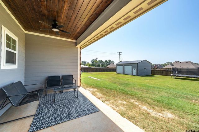 639 Peavine Dr., Kilgore, TX 75662