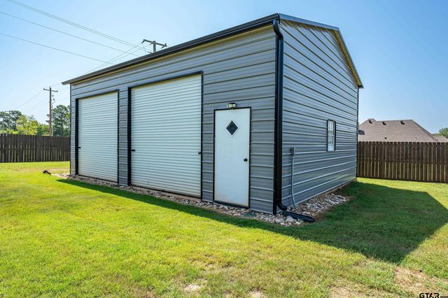 639 Peavine Dr., Kilgore, TX 75662