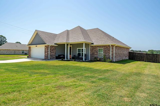 639 Peavine Dr., Kilgore, TX 75662