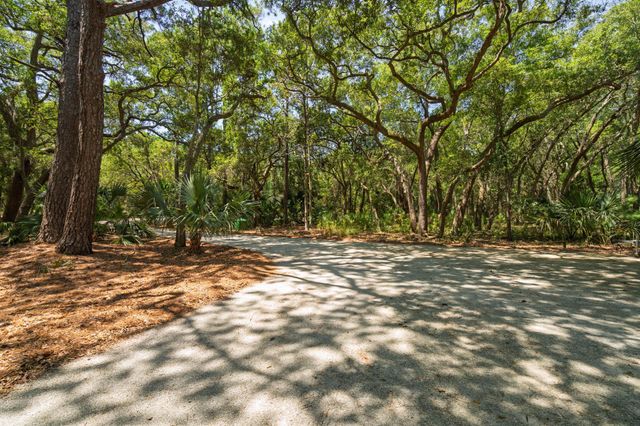 8840 Marsh Aire Lane, Edisto Island, SC 29438