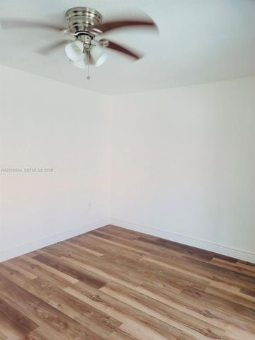 2166 W 60 ST 15-201, Hialeah, FL 33016