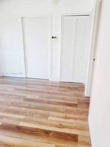 2166 W 60 ST 15-201, Hialeah, FL 33016