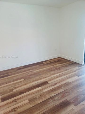 2166 W 60 ST 15-201, Hialeah, FL 33016