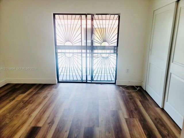 2166 W 60 ST 15-201, Hialeah, FL 33016