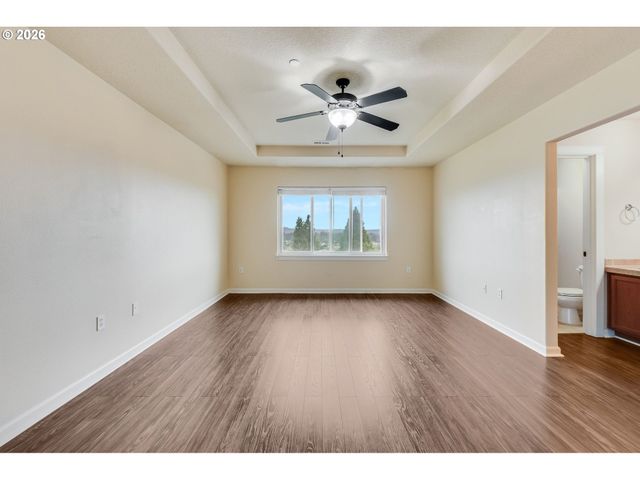 9923 Se OLD TOWN Ct, Happy Valley, OR 97086