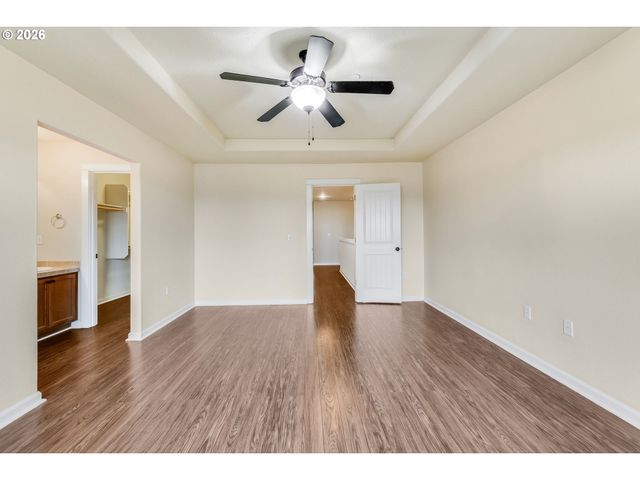 9923 Se OLD TOWN Ct, Happy Valley, OR 97086