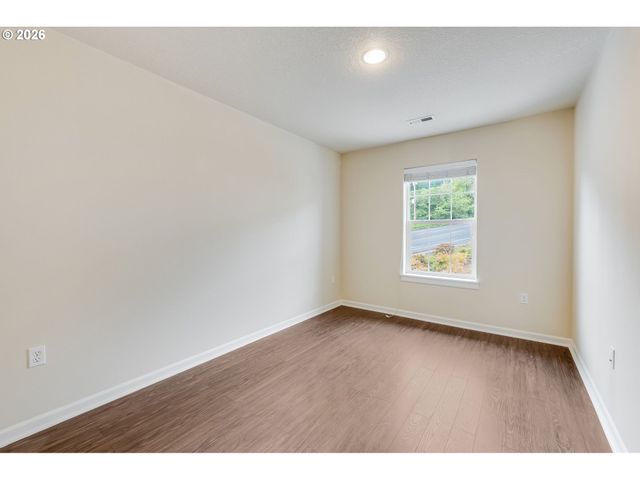 9923 Se OLD TOWN Ct, Happy Valley, OR 97086