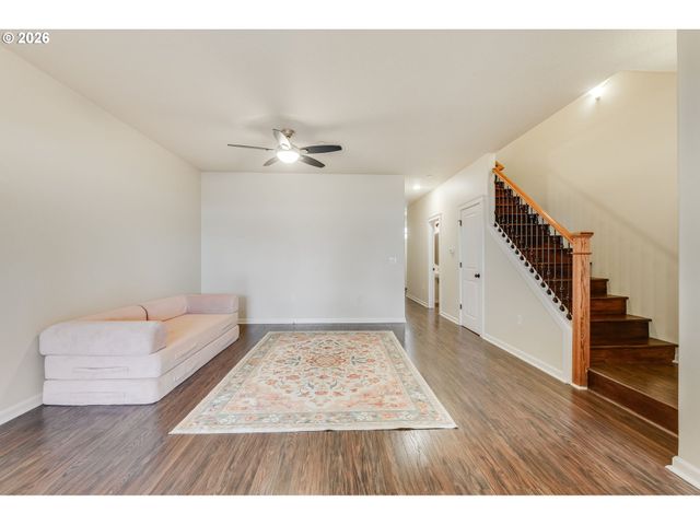 9923 Se OLD TOWN Ct, Happy Valley, OR 97086