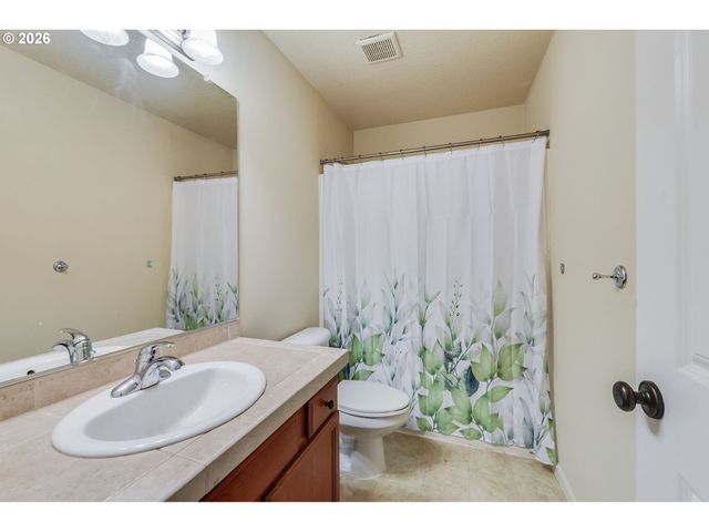 9923 Se OLD TOWN Ct, Happy Valley, OR 97086