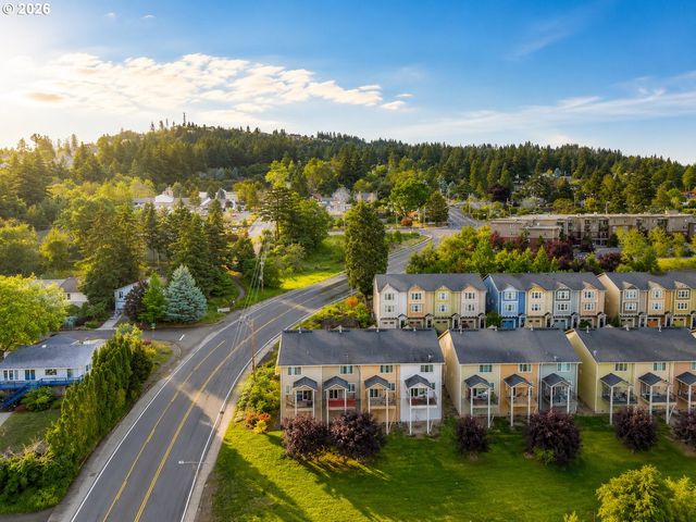9923 Se OLD TOWN Ct, Happy Valley, OR 97086