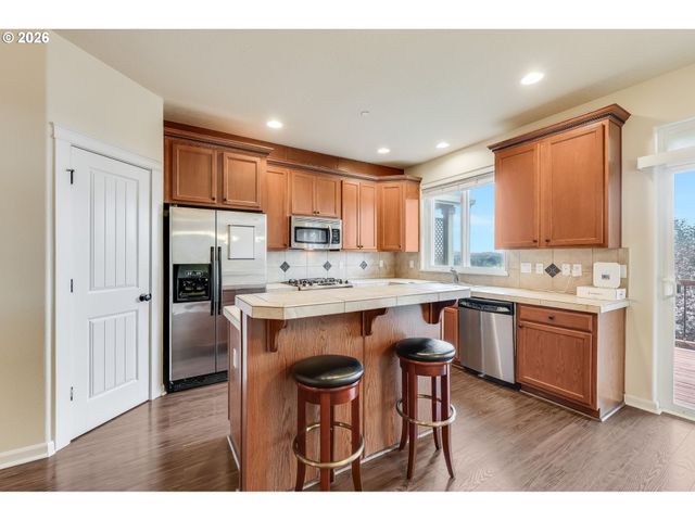 9923 Se OLD TOWN Ct, Happy Valley, OR 97086