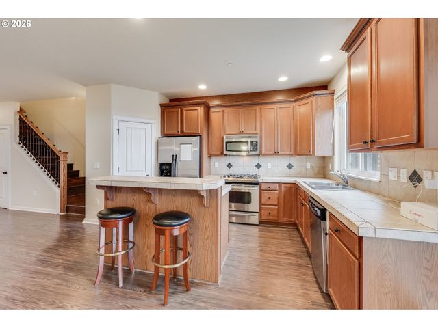 9923 Se OLD TOWN Ct, Happy Valley, OR 97086