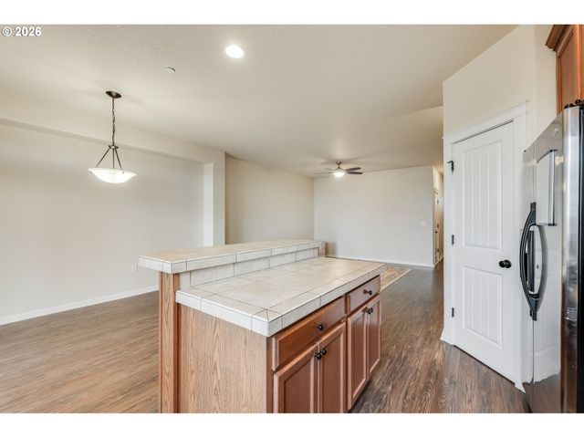 9923 Se OLD TOWN Ct, Happy Valley, OR 97086
