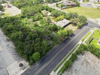 5400 Thistle DR, Leon Valley, TX 78238
