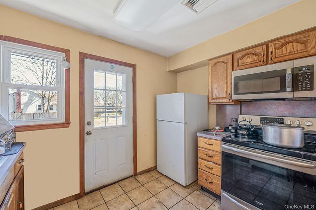 59 Tippin Drive, Huntington Station, NY 11746