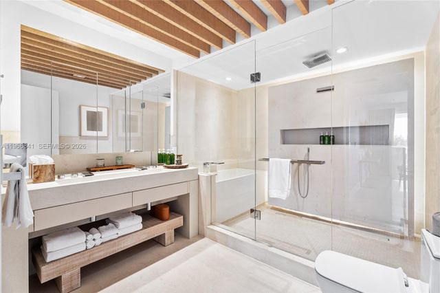 102 24th Street PH-1705, Miami Beach, FL 33139