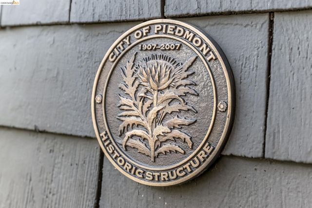 1715 Oakland Ave, Piedmont, CA 94611